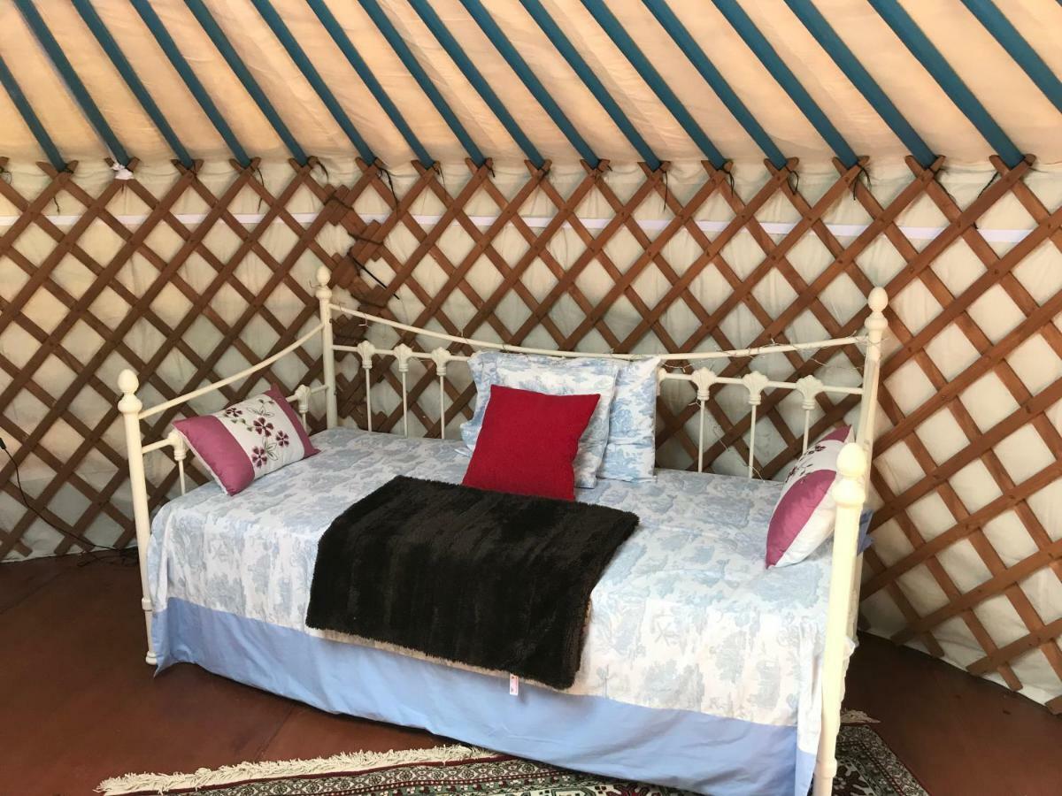 Hotel French Fields Luxury Glamping Le-Vieux-Cerier Exterior foto